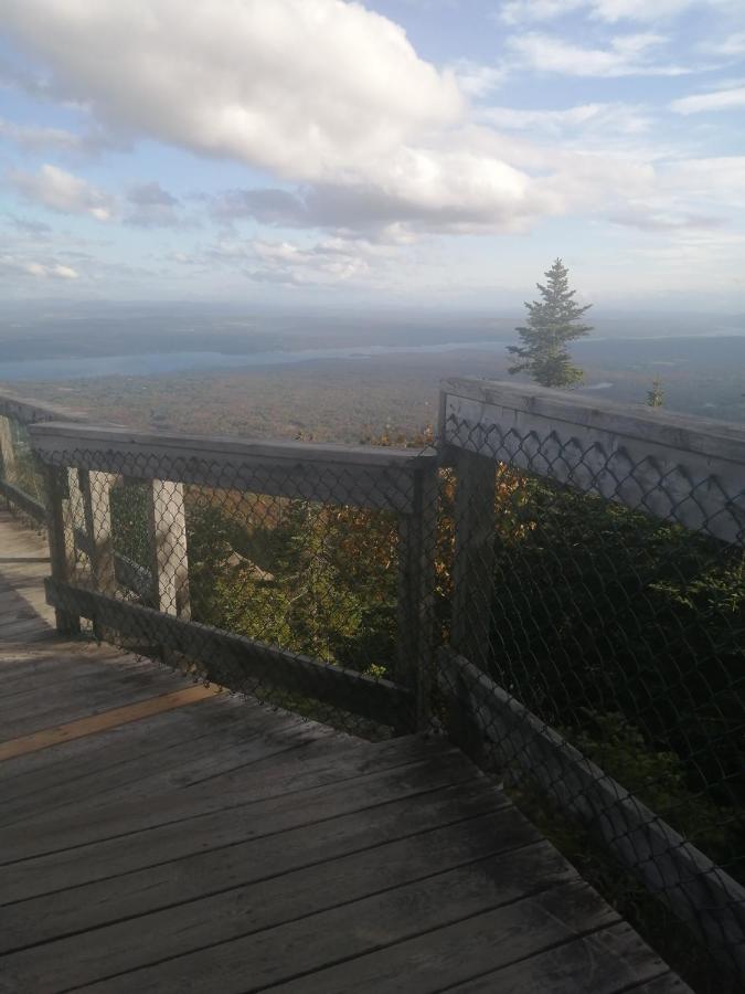 O'Berge Du Village A302 Magog Esterno foto